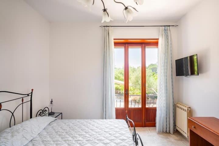 Guesthouseminturnoit Lucia Sparagna Exterior photo